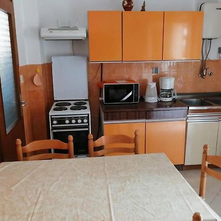 Spacious 2-Room Apartment With Beautiful Sea View ซริกเวนิซา ภายนอก รูปภาพ