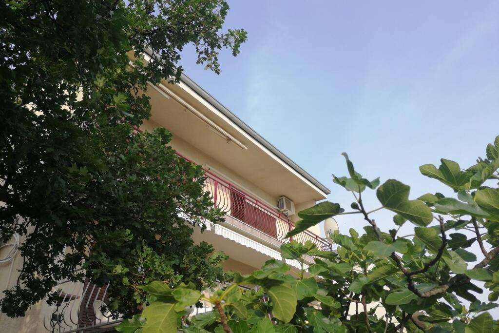 Spacious 2-Room Apartment With Beautiful Sea View ซริกเวนิซา ภายนอก รูปภาพ